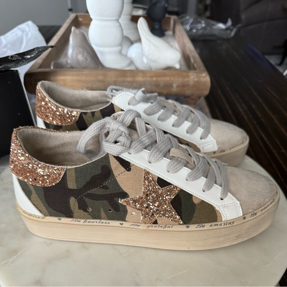 ShuShop Reba Camo Sneakers New in Box - Picture 2 of 10